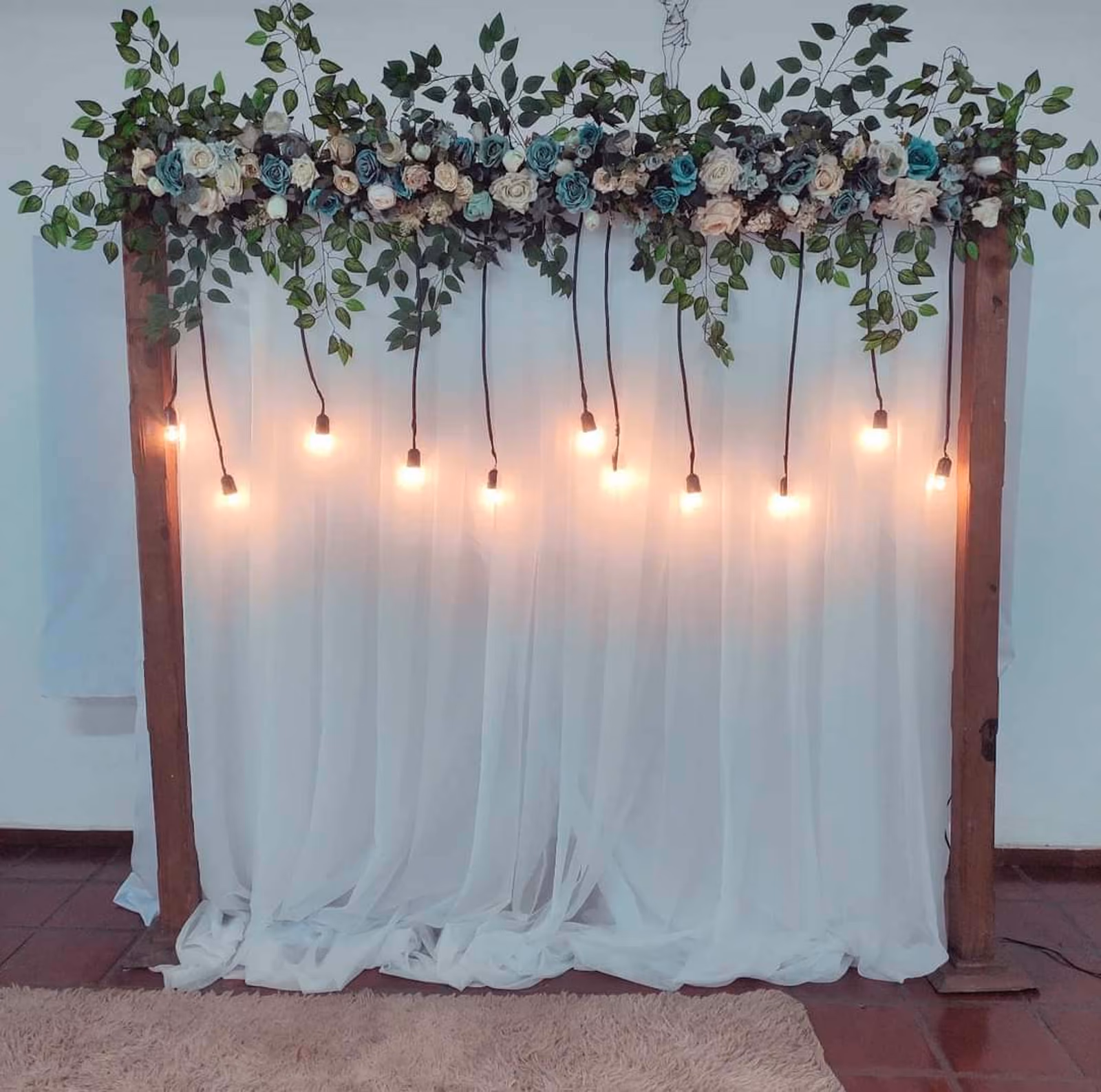 Pendente de Luzes e flores