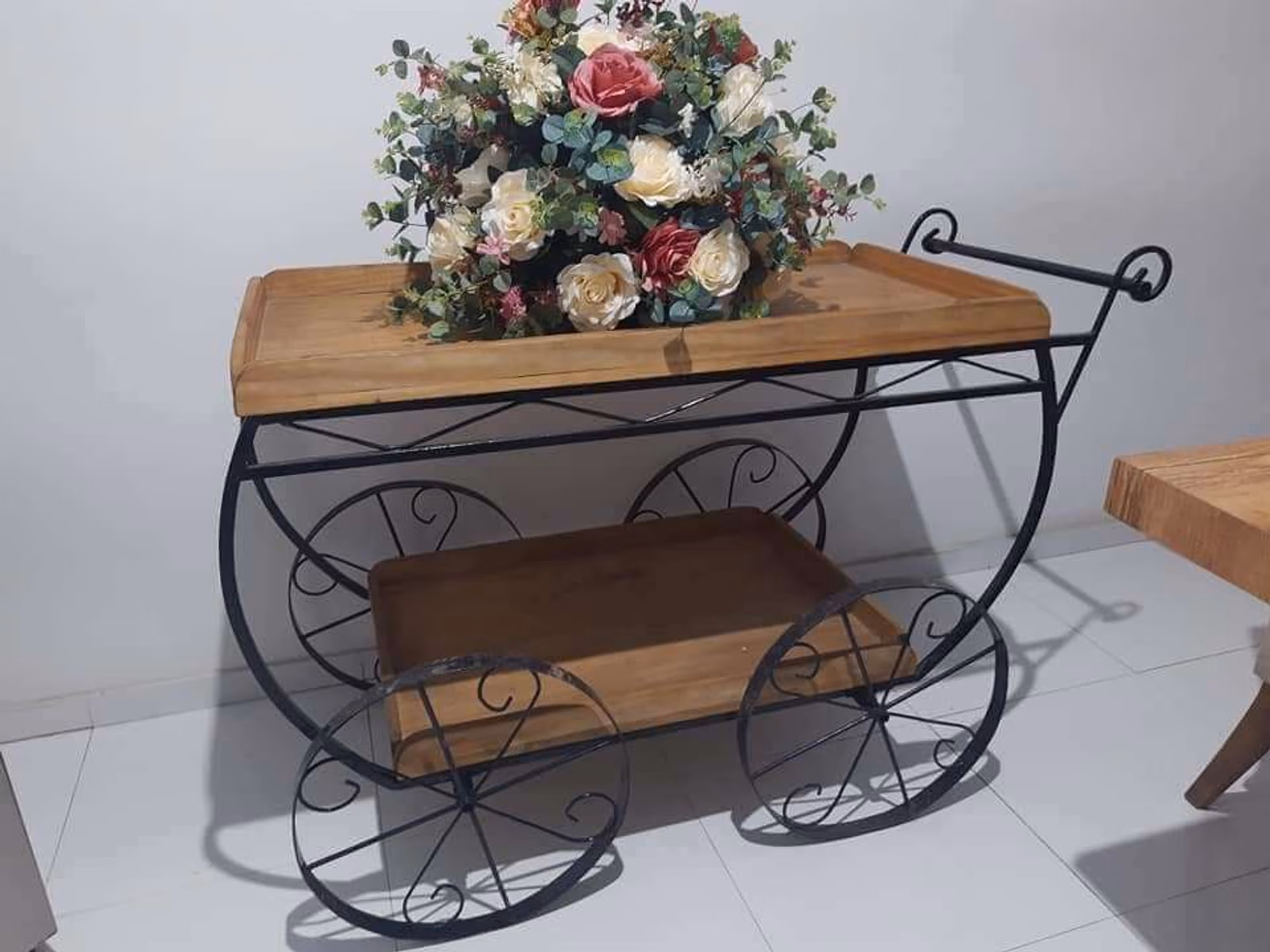 Carrinho de chá Preto